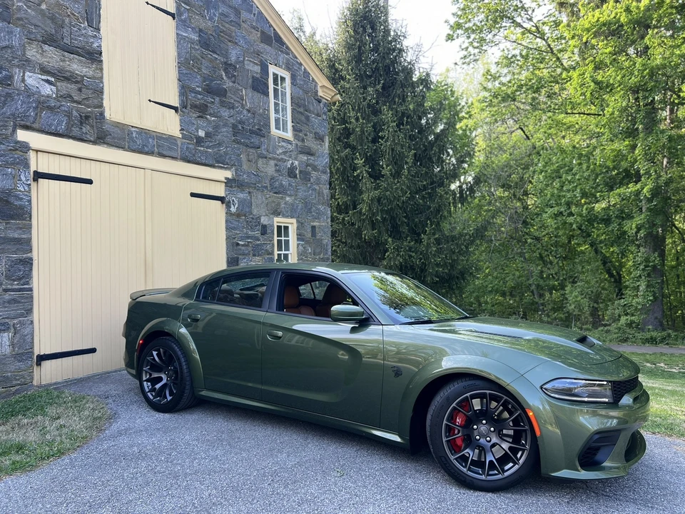 2022 Dodge Charger SRT Hellcat 7th Gen - Image 9 of 31