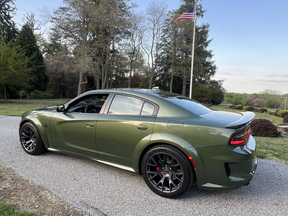 2022 Dodge Charger SRT Hellcat 7th Gen - Image 25 of 31