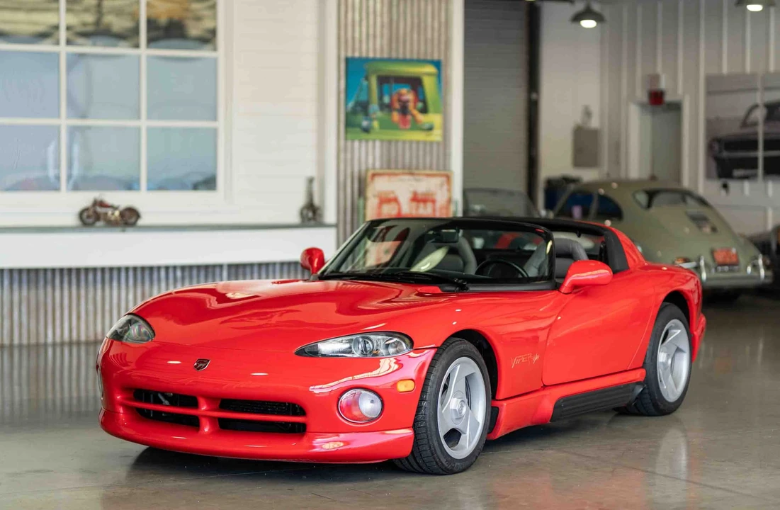 1994 Dodge Viper 1st Gen - Image 2 of 31