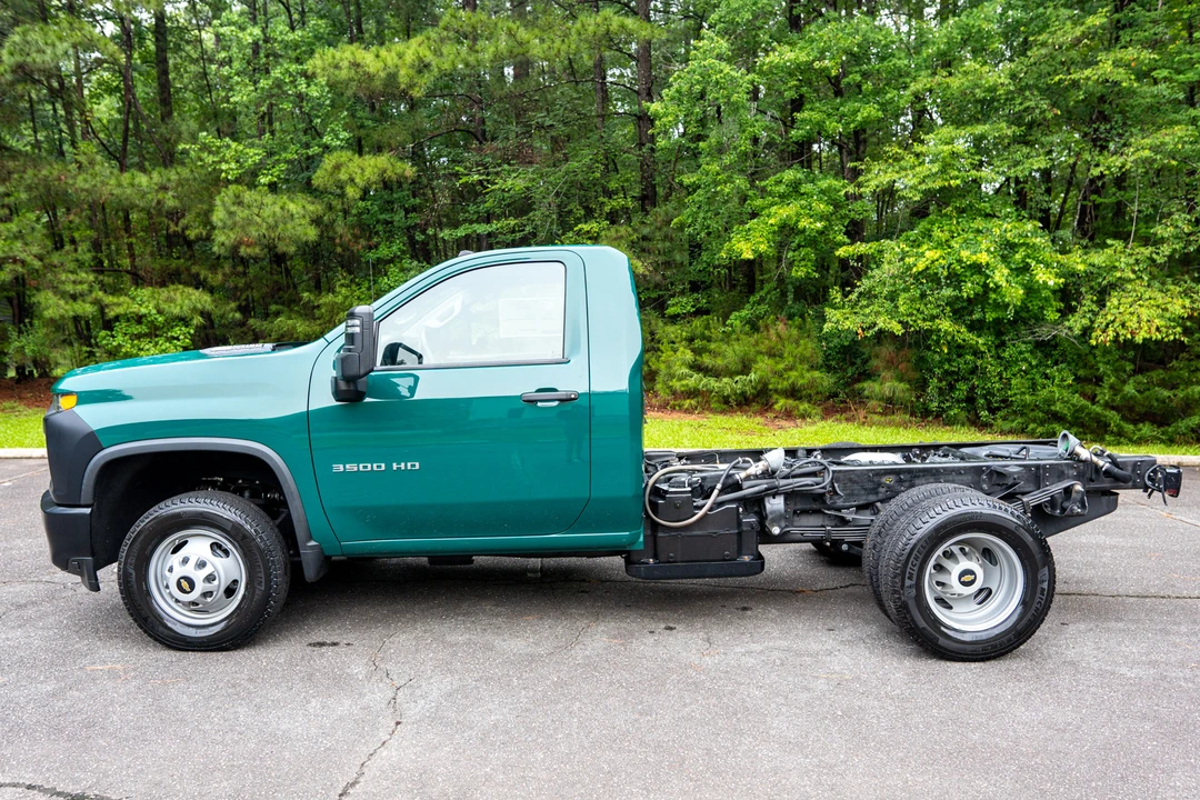 2021 Chevrolet Silverado Heavy Duty 4th Gen - Image 18 of 31