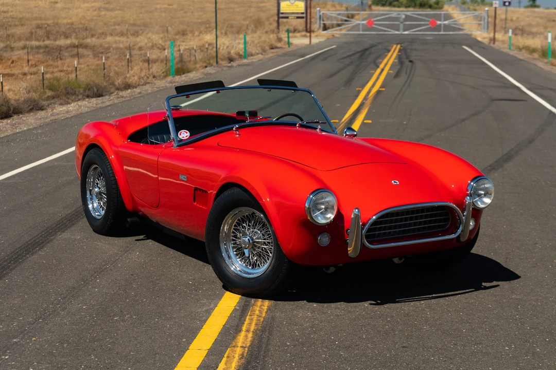 Shelby Cobra Replica - Image 17 of 31