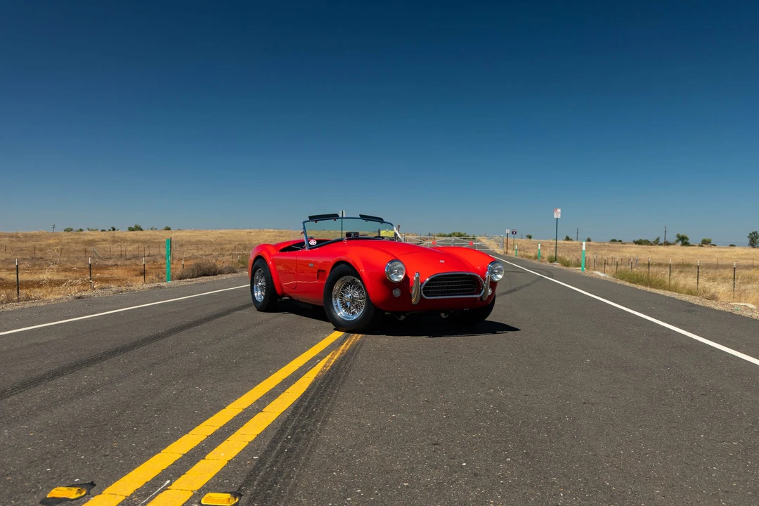 Shelby Cobra Replica - Image 9 of 31