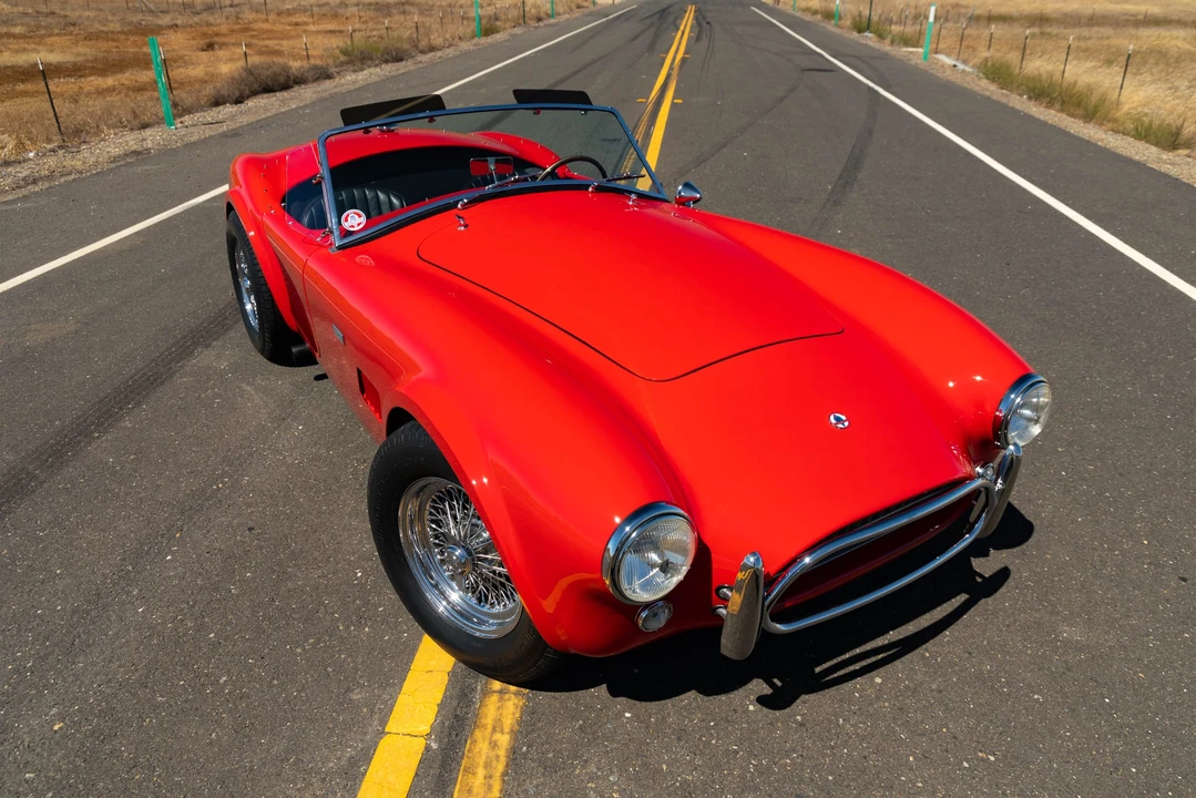 Shelby Cobra Replica - Image 20 of 31