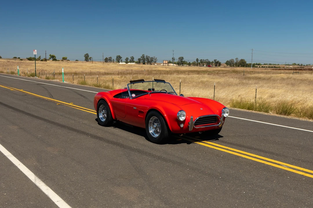 Shelby Cobra Replica - Image 18 of 31