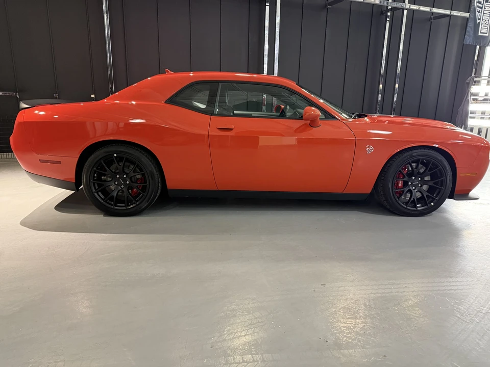 2019 Dodge Challenger SRT Hellcat 3rd Gen - Image 9 of 31