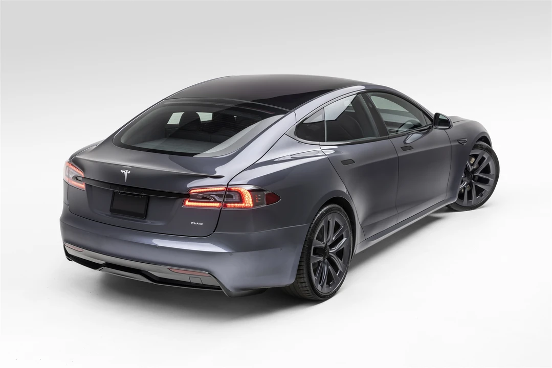 2021 Tesla Model S Plaid - Image 10 of 31