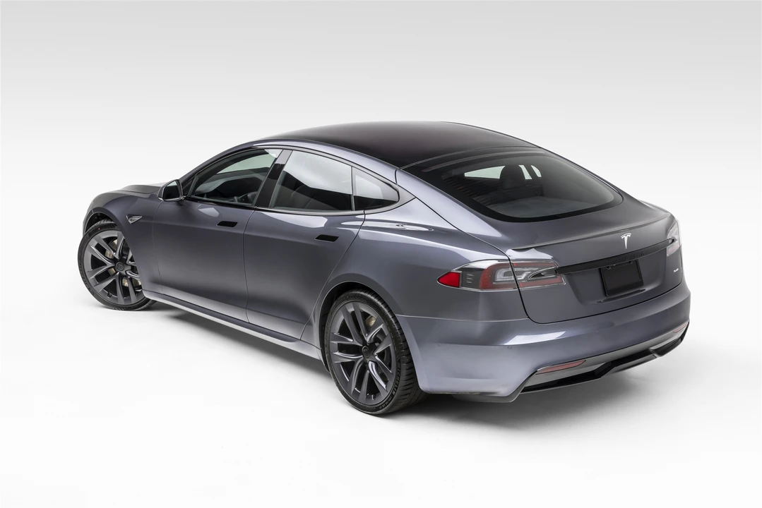 2021 Tesla Model S Plaid - Image 7 of 31