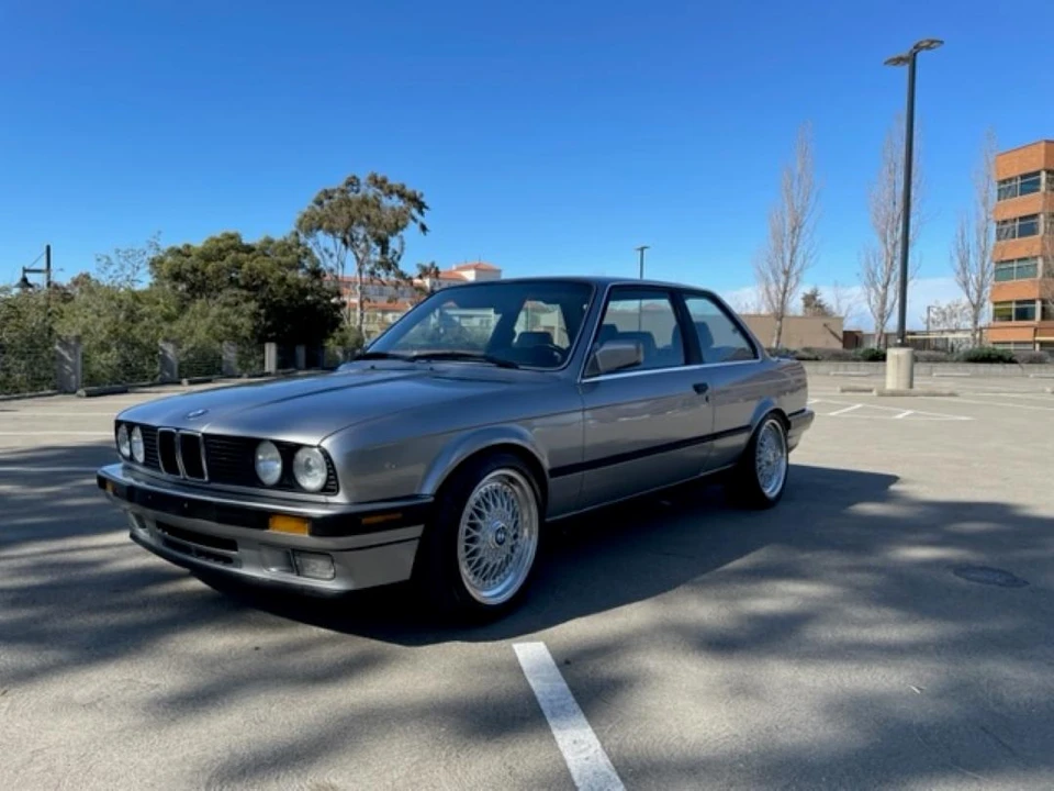 1989 BMW E30 3 Series - Image 2 of 31