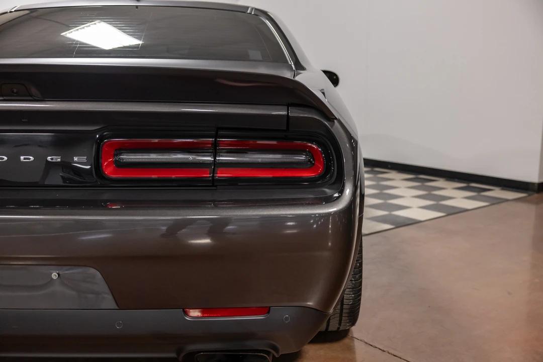 2023 Dodge Challenger SRT Hellcat 3rd Gen - Image 13 of 31
