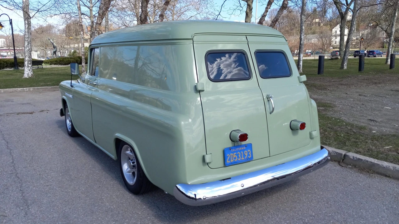 1955 Chevrolet Task Force - Image 5 of 31