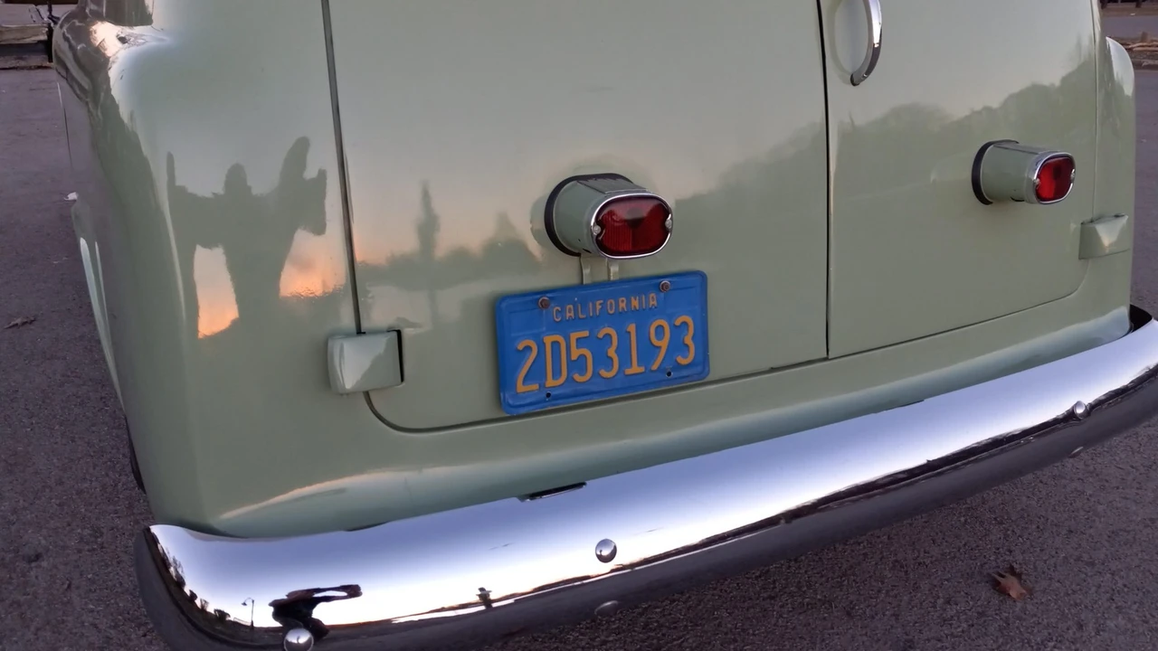 1955 Chevrolet Task Force - Image 27 of 31