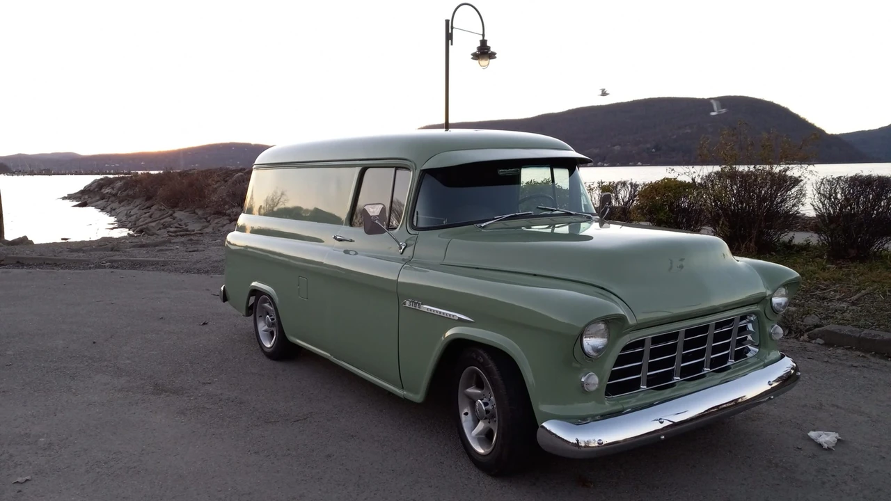1955 Chevrolet Task Force - Image 11 of 31