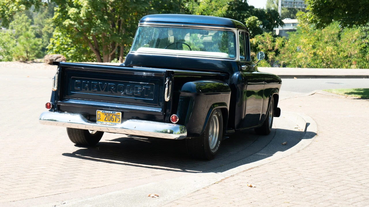 1955 Chevrolet Task Force - Image 17 of 31