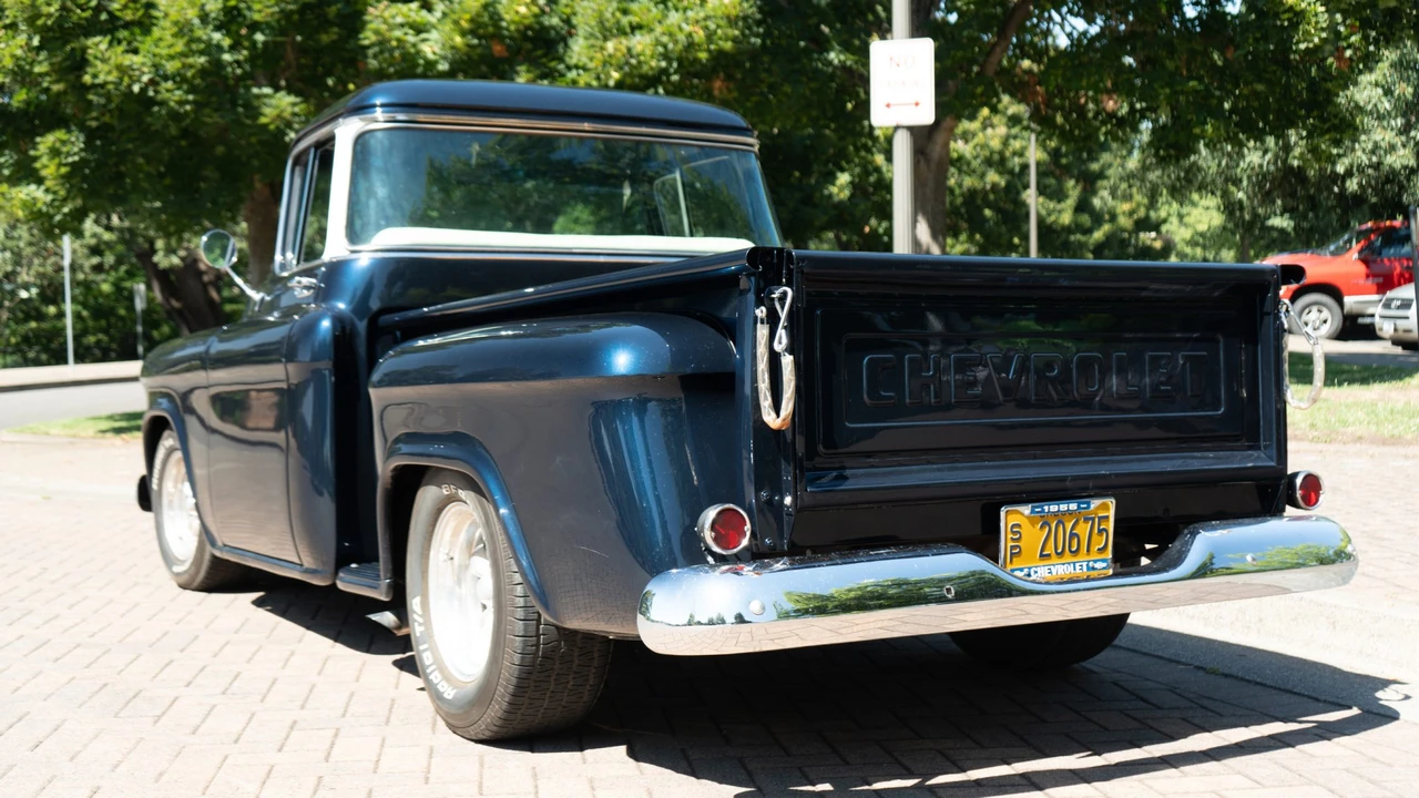 1955 Chevrolet Task Force - Image 14 of 31