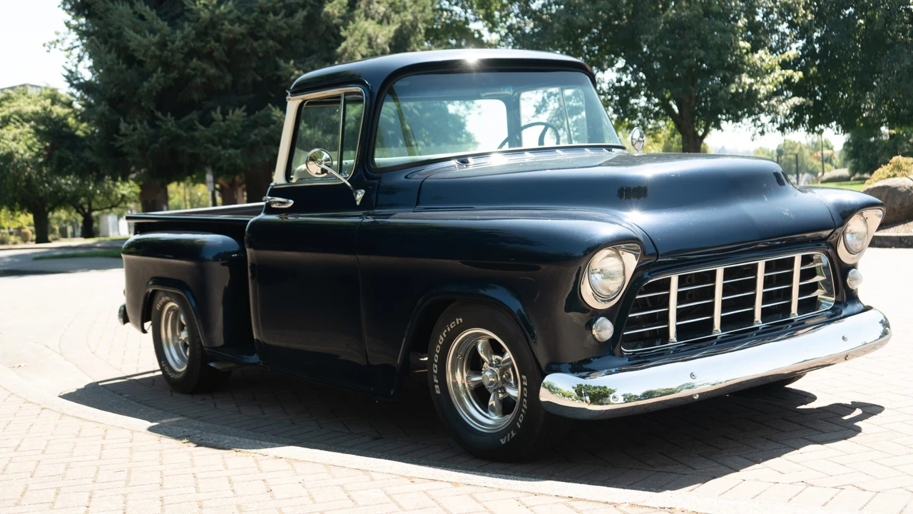 1955 Chevrolet Task Force - Image 2 of 31