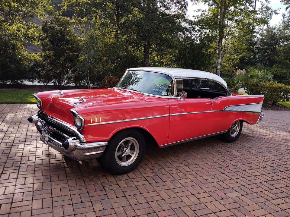 1957 Chevrolet Tri-Five Bel Air 2-Door Hardtop & Coupe - Image 2 of 31