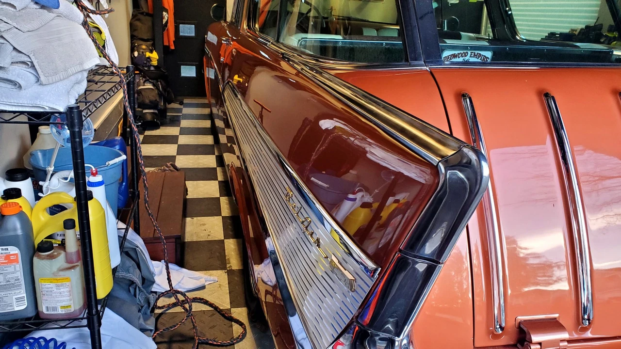 1957 Chevrolet Nomad - Image 14 of 31