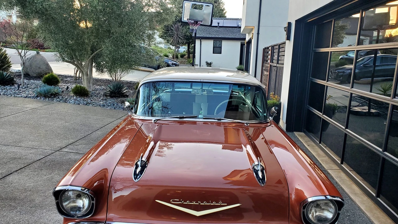 1957 Chevrolet Nomad - Image 21 of 31