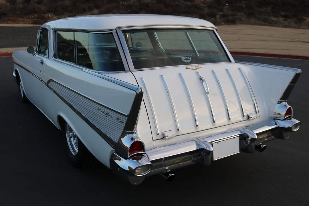 1957 Chevrolet Nomad - Image 27 of 31