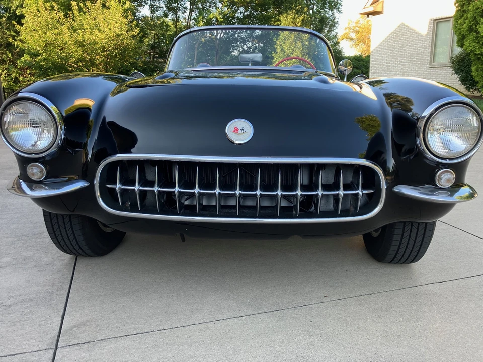 1957 Chevrolet Corvette C1 - Image 2 of 31