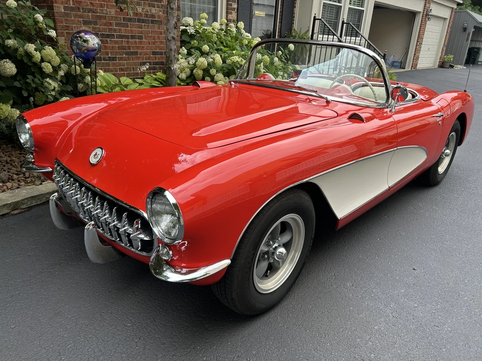 1957 Chevrolet Corvette C1 - Image 2 of 31