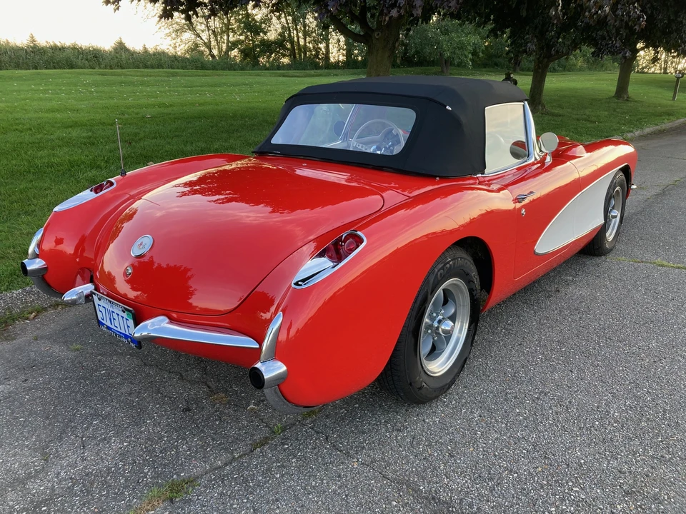 1957 Chevrolet Corvette C1 - Image 17 of 31