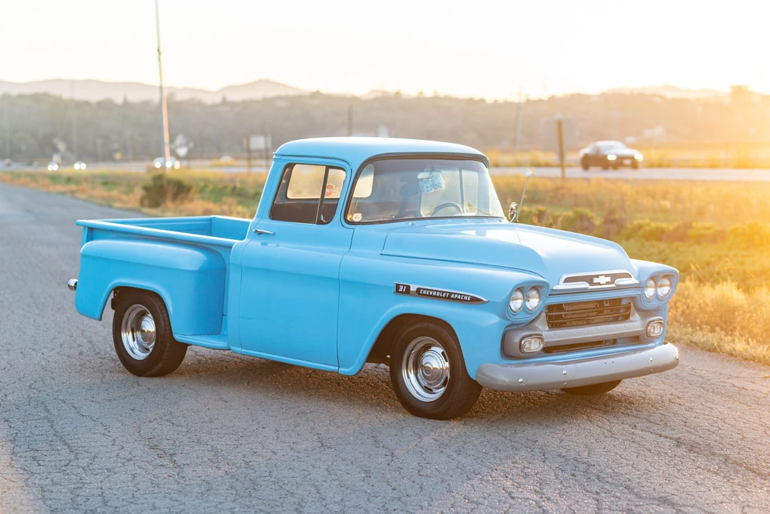 1959 Chevrolet Task Force - Image 10 of 31