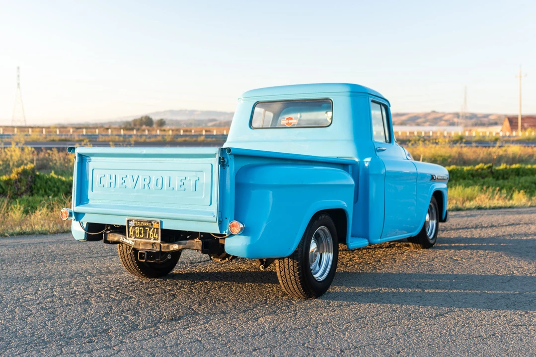 1959 Chevrolet Task Force - Image 6 of 31