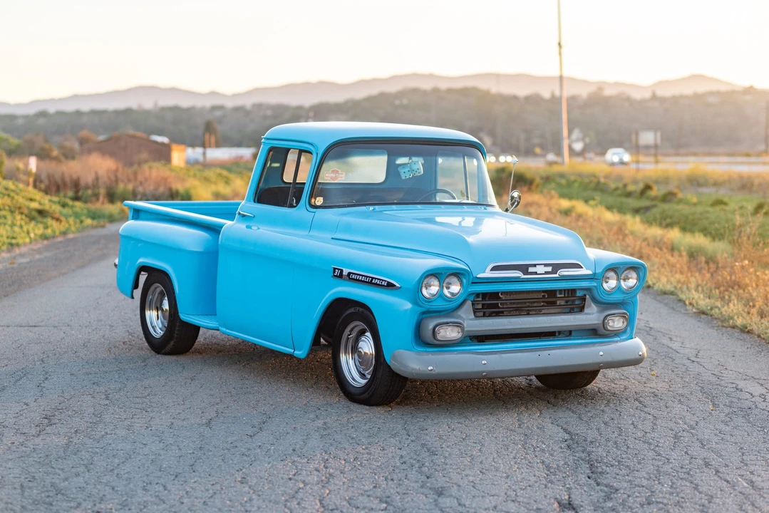 1959 Chevrolet Task Force - Image 4 of 31