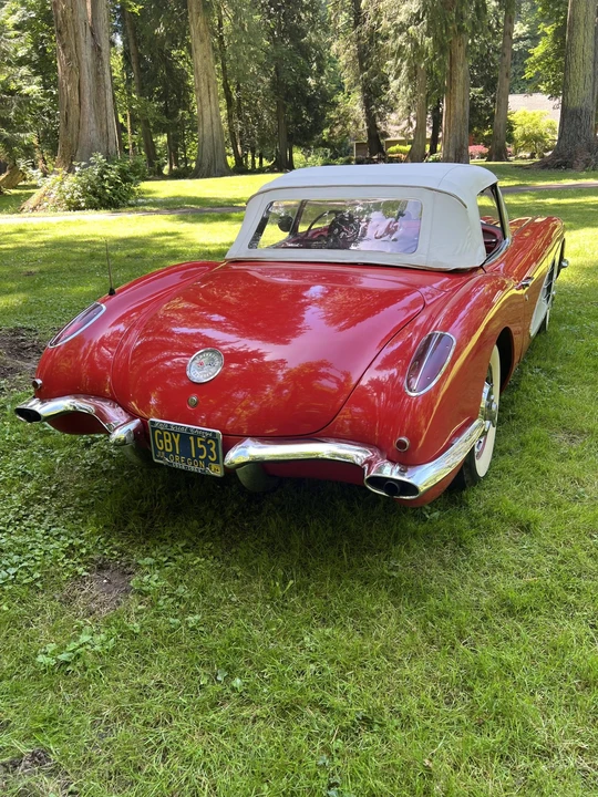1960 Chevrolet Corvette C1 - Image 13 of 31