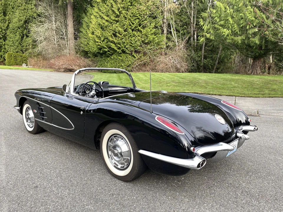 1960 Chevrolet Corvette C1 - Image 12 of 31