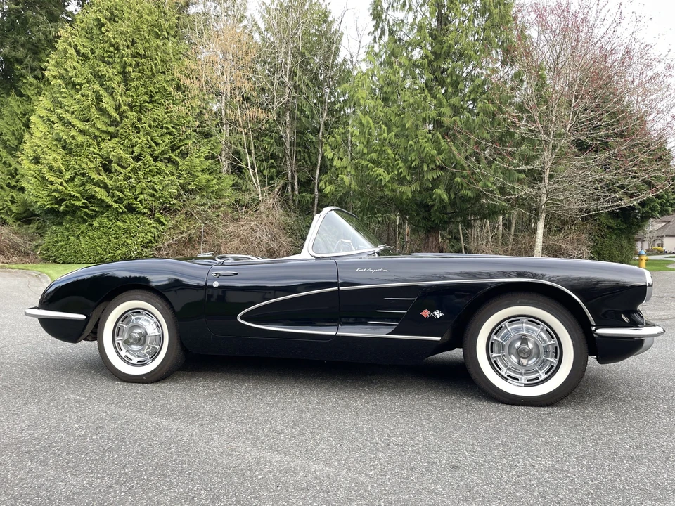 1960 Chevrolet Corvette C1 - Image 10 of 31
