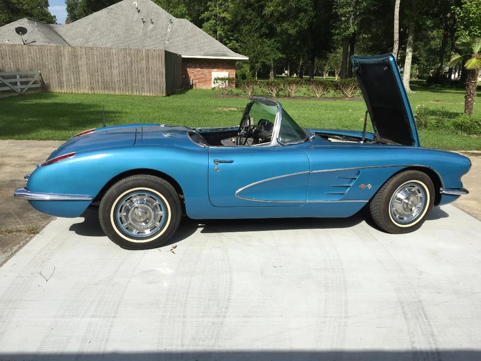 1960 Chevrolet Corvette C1 - Image 17 of 31