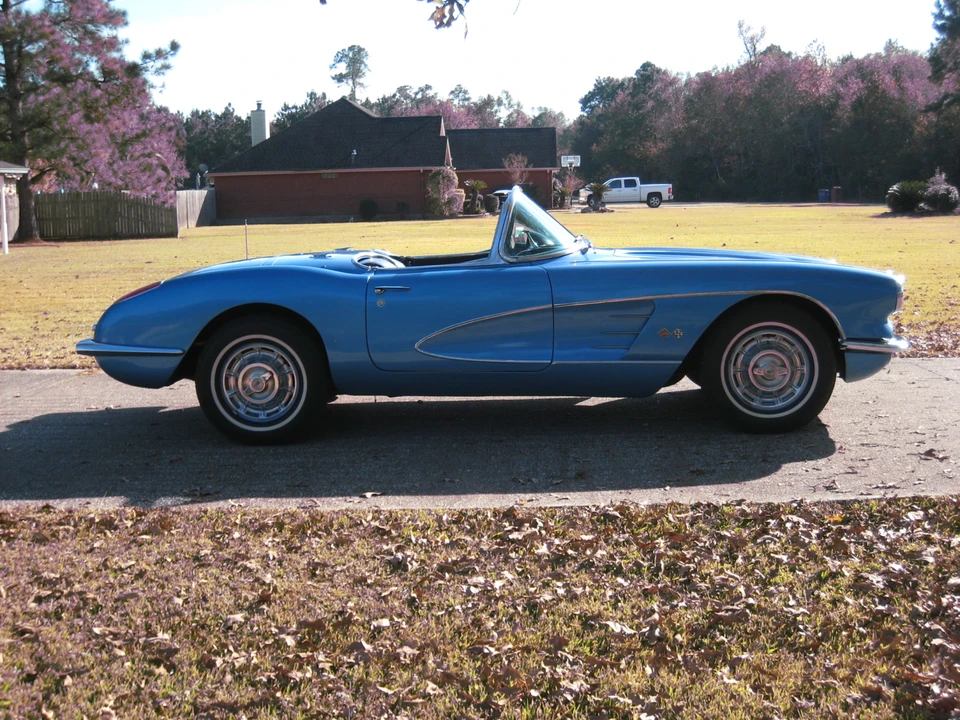 1960 Chevrolet Corvette C1 - Image 16 of 31
