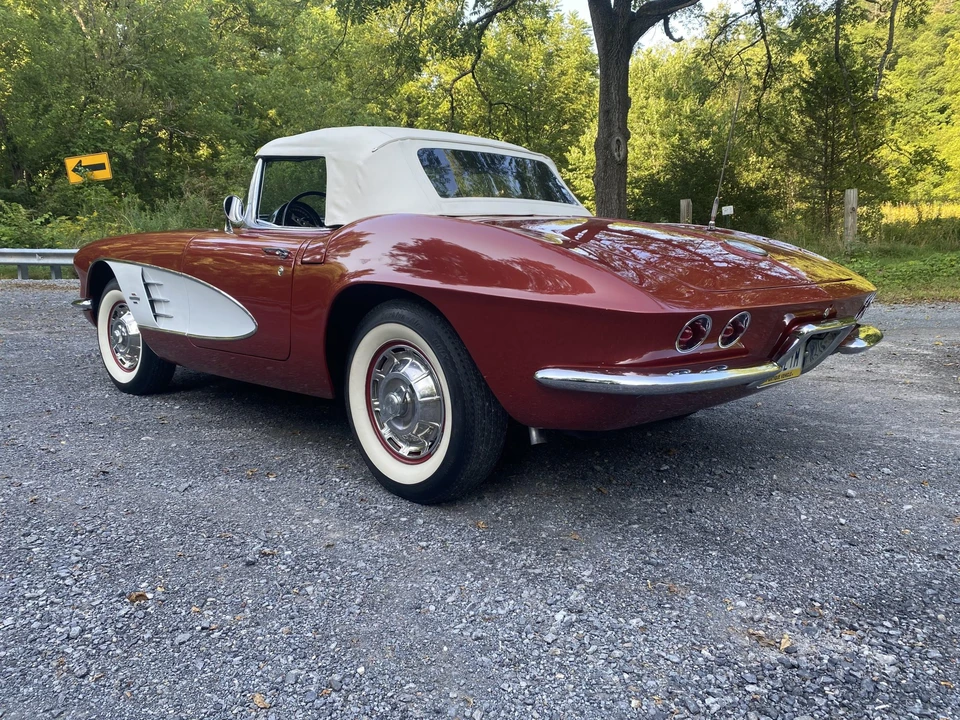 1961 Chevrolet Corvette C1 - Image 5 of 31