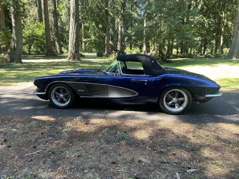 1961 Chevrolet Corvette C1 - Image 23 of 31