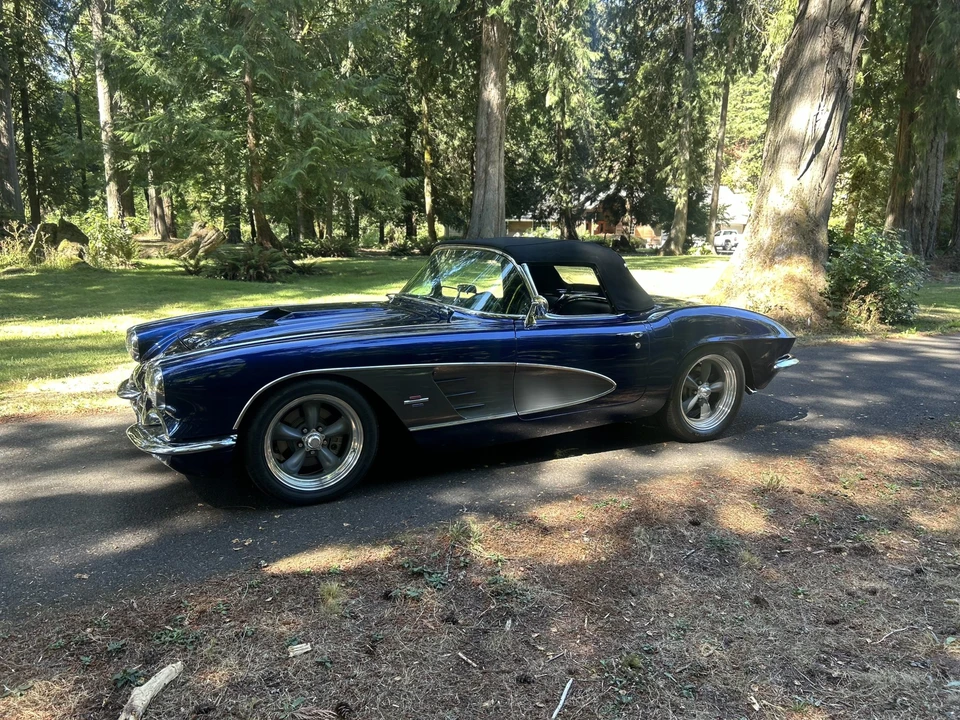1961 Chevrolet Corvette C1 - Image 25 of 31