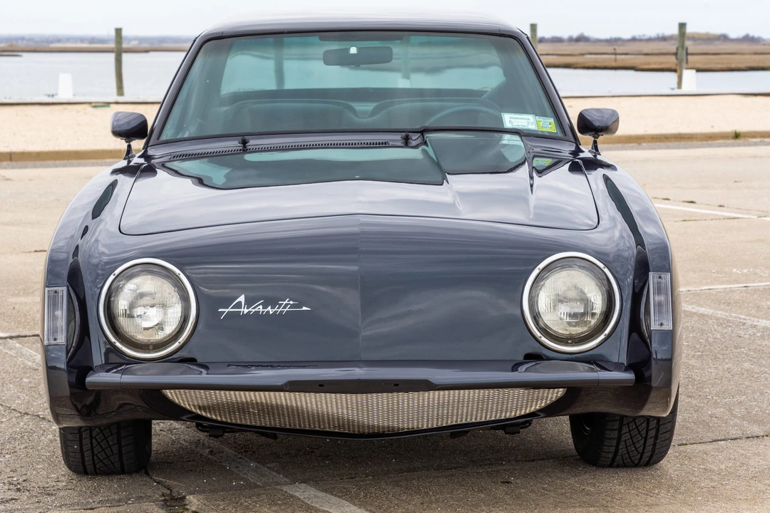 1963 Studebaker Avanti - Image 3 of 31