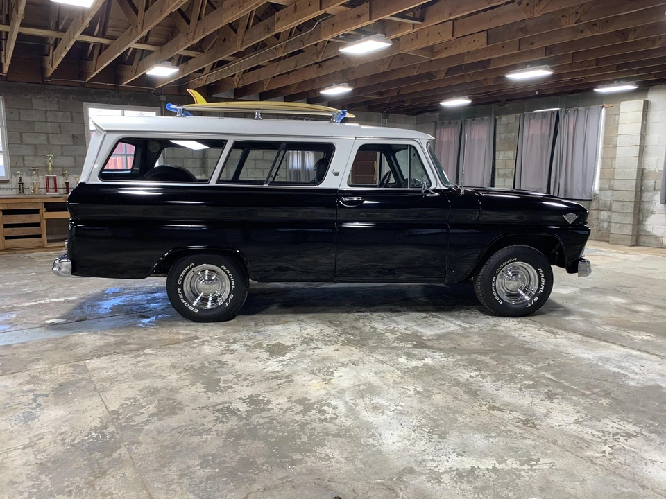 1964 GMC Suburban 4th Gen - Image 26 of 31