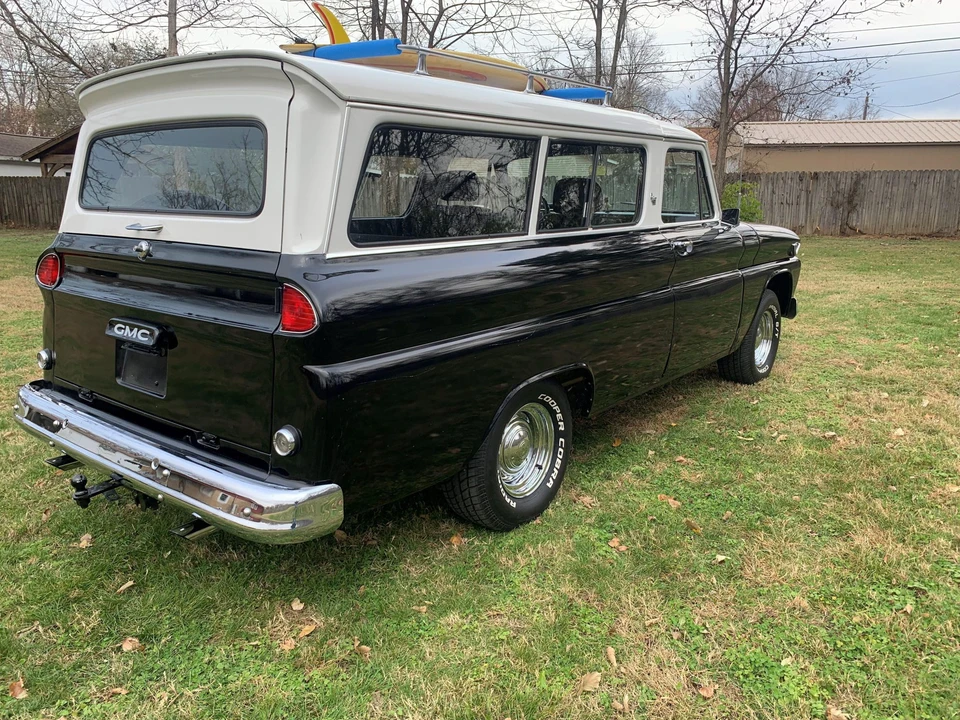 1964 GMC Suburban 4th Gen - Image 12 of 31