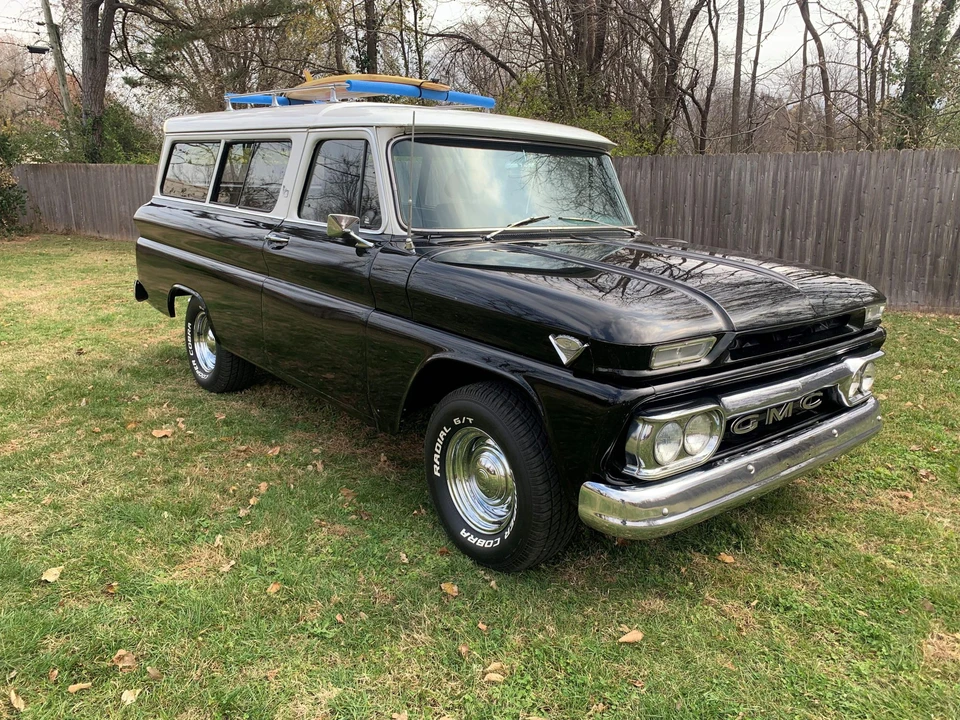 1964 GMC Suburban 4th Gen - Image 10 of 31