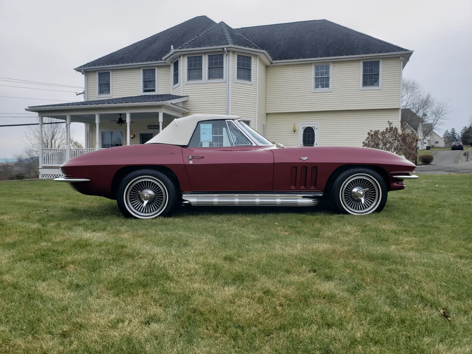 1965 Chevrolet Corvette C2 - Image 29 of 31