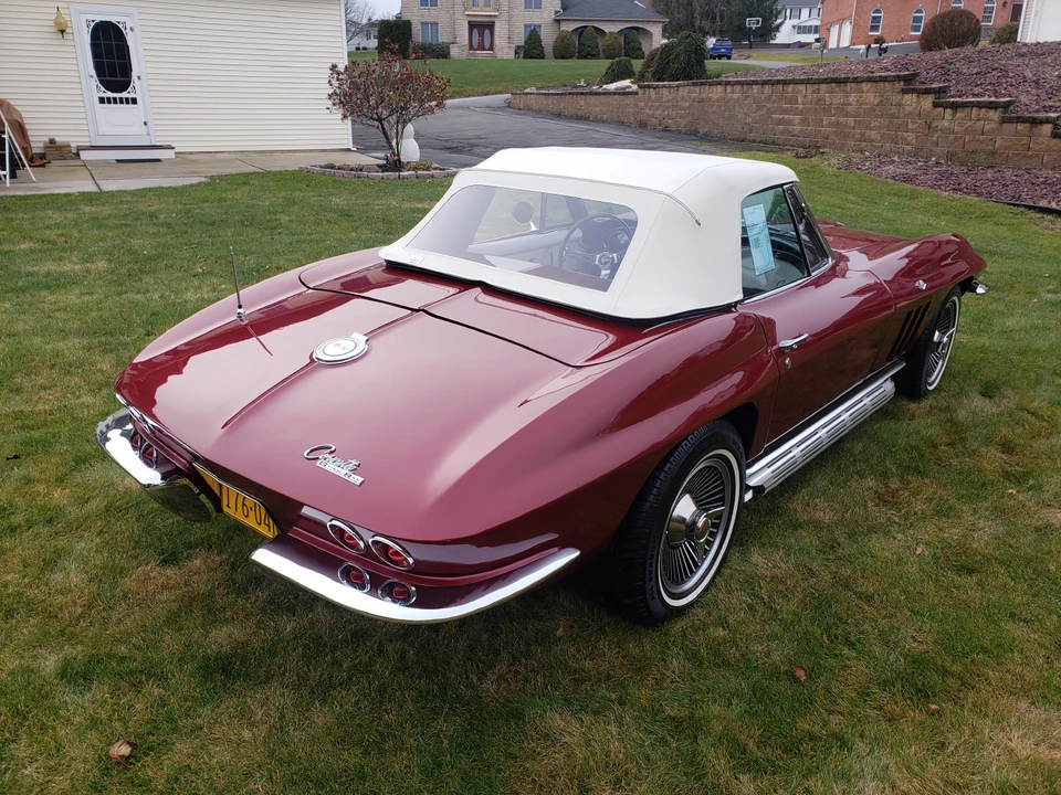 1965 Chevrolet Corvette C2 - Image 28 of 31