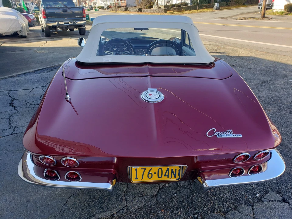 1965 Chevrolet Corvette C2 - Image 10 of 31