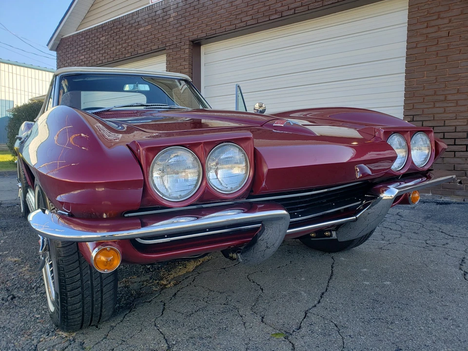 1965 Chevrolet Corvette C2 - Image 4 of 31