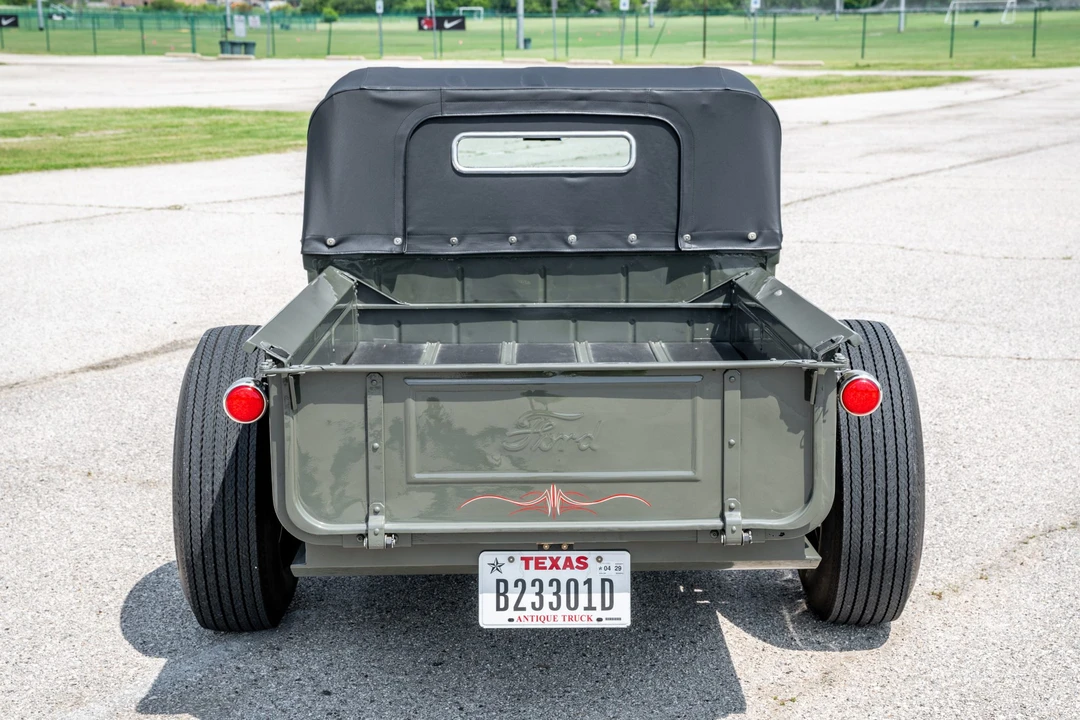 Ford Hot Rod - Image 5 of 31