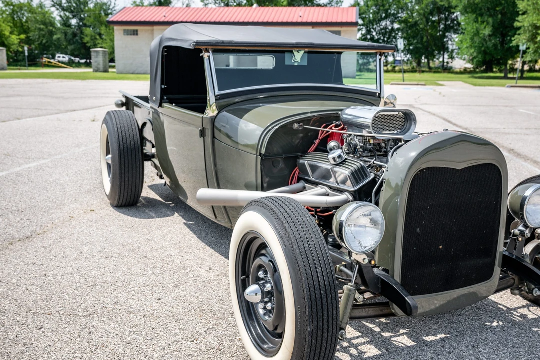 Ford Hot Rod - Image 10 of 31
