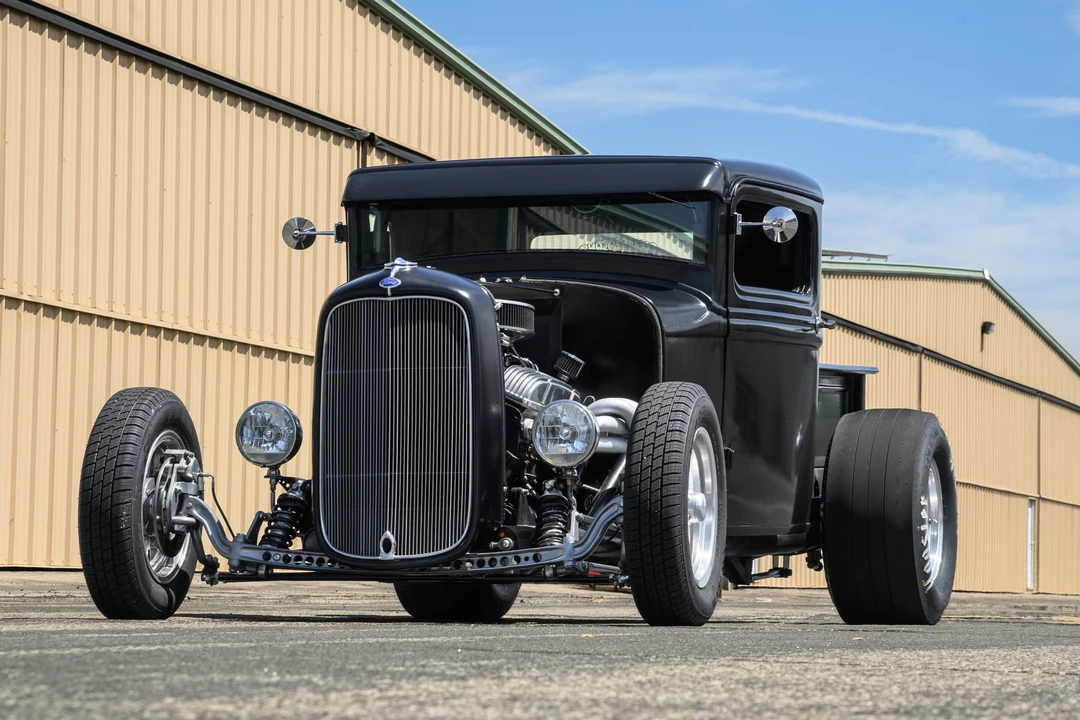 Ford Hot Rod - Image 5 of 31