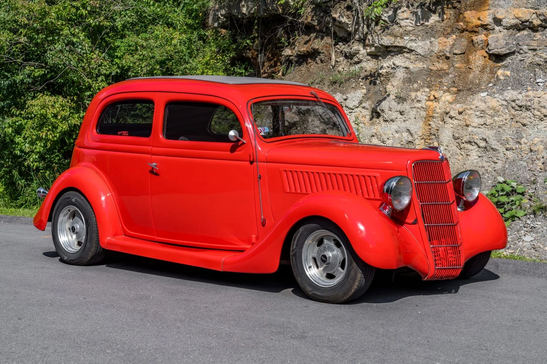 Ford Model 48 & 68 - Image 6 of 31