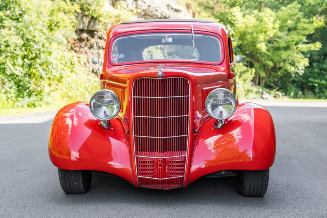 Ford Model 48 & 68 - Image 3 of 31